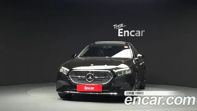Mercedes-Benz E-Class 2025 — Фото 3/20