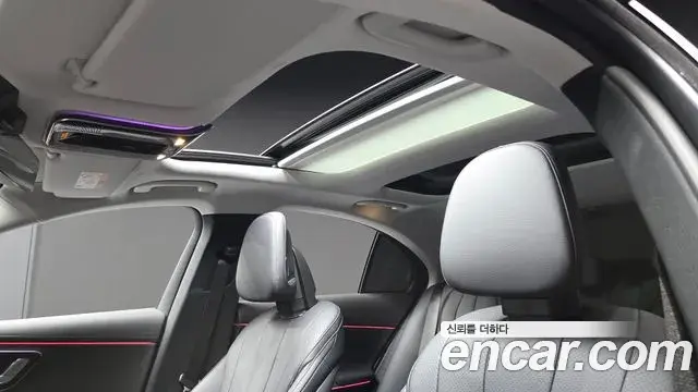 Mercedes-Benz E-Class 2025 — ფოტო 7/35