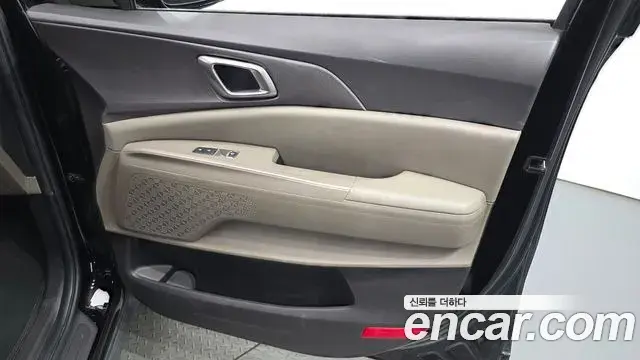 Kia Carnival 2024 — Şəkil 10/32