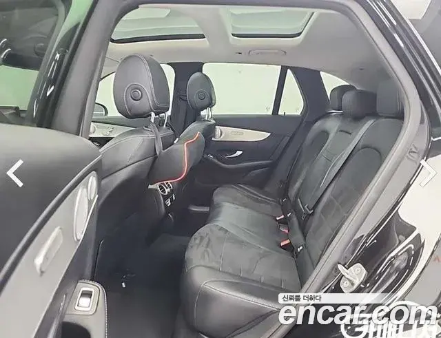 Mercedes-Benz GLC-Class 2019 — Şəkil 8/19