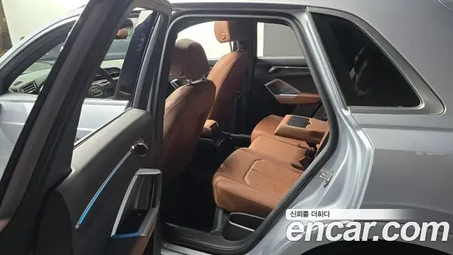 Audi Q3 2020 — Photo 11/33