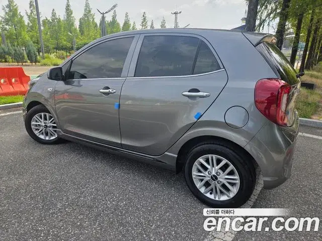 Kia Morning Urban 2022 — Photo 17/20