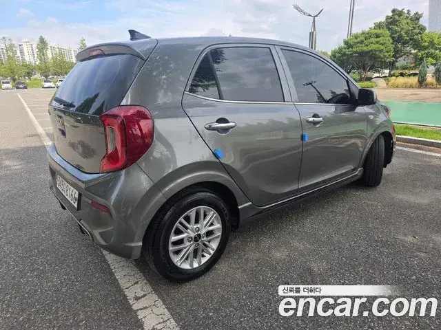 Kia Morning Urban 2022 — Photo 18/20