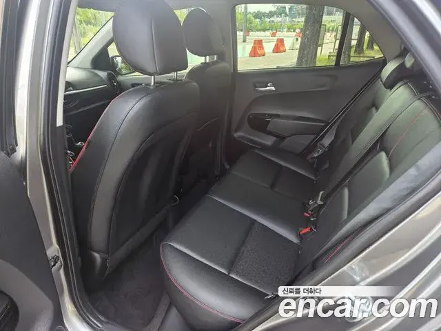 Kia Morning Urban 2022 — Photo 16/20