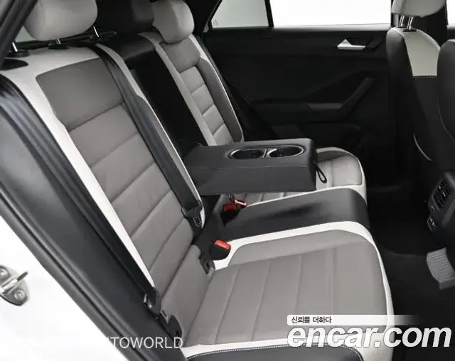 Volkswagen T-Roc 2021 — Şəkil 20/20