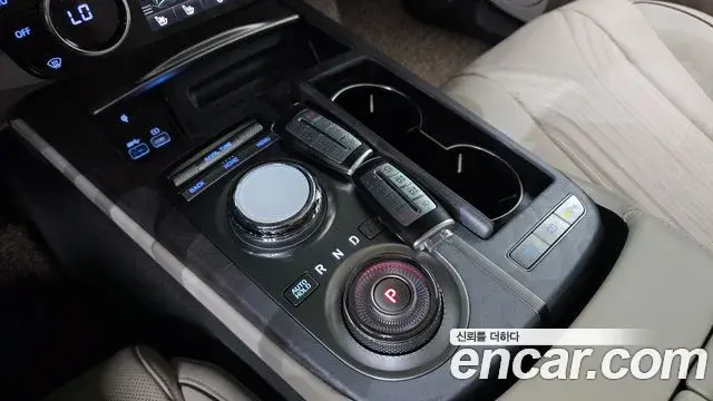 Genesis G80 2023 — ფოტო 14/33