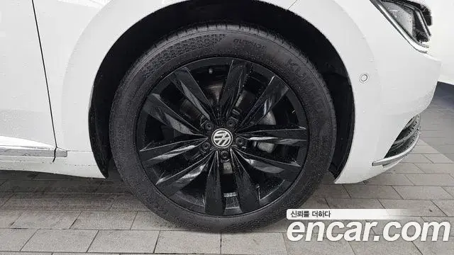 Volkswagen Arteon 2019 — Photo 6/37