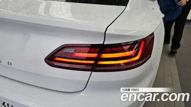 Volkswagen Arteon 2019 — Photo 35/37