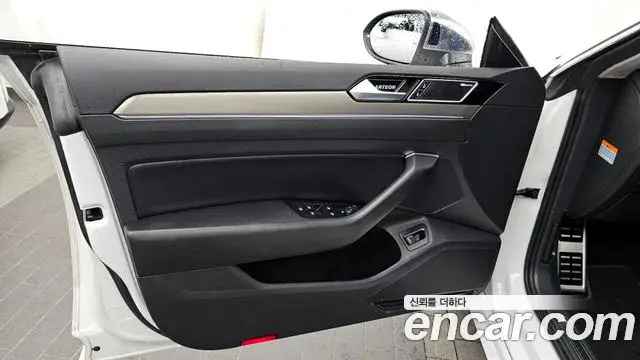 Volkswagen Arteon 2019 — Photo 36/37