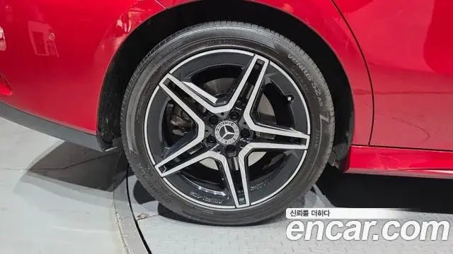 Mercedes-Benz CLA-Class 2021 — Фото 5/20