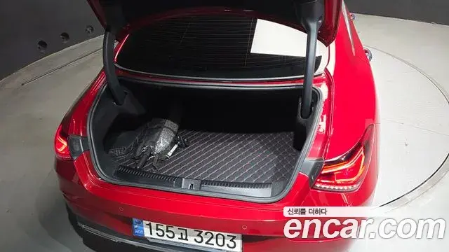 Mercedes-Benz CLA-Class 2021 — Şəkil 24/31