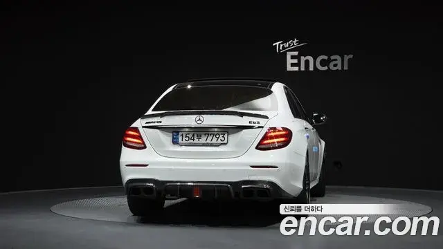 Mercedes-Benz E-Class 2019 — Şəkil 8/20