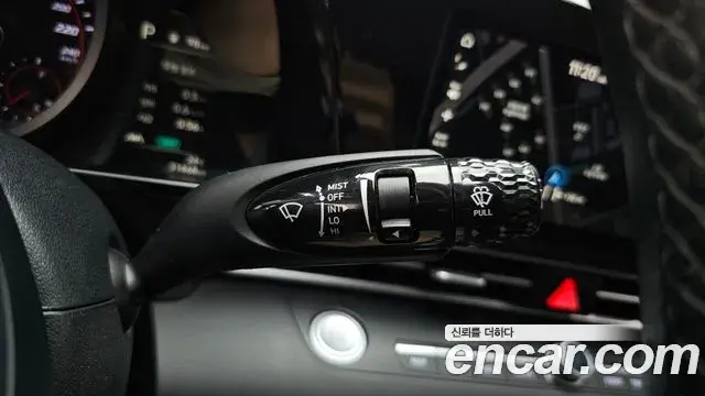 Hyundai The New Avante Hybrid 2022 — Photo 12/31