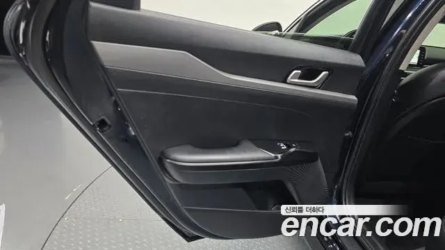 Kia K5 2021 — Photo 16/30