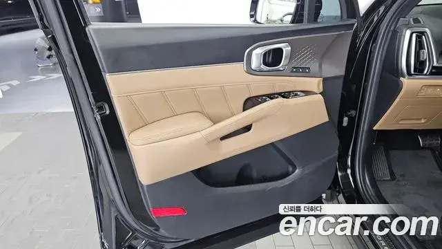 Kia Sorento 2024 — Şəkil 14/31