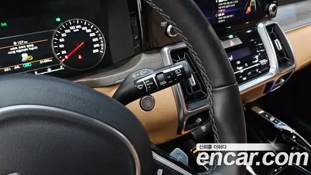 Kia Sorento 2023 — Photo 20/37