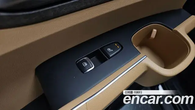 Kia Sorento 2023 — Photo 36/37