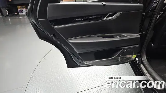Genesis G80 2020 — Şəkil 26/35
