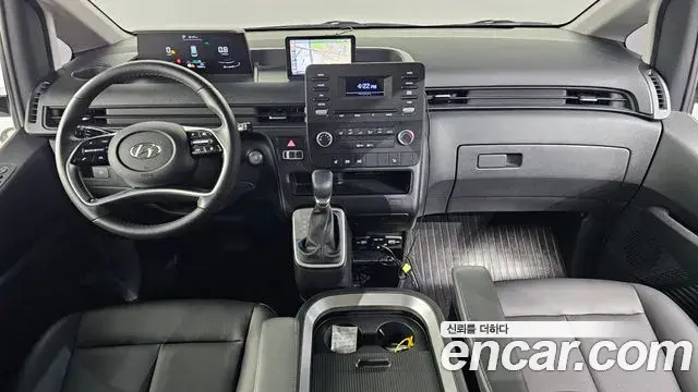 Hyundai Staria 2022 — Фото 7/20