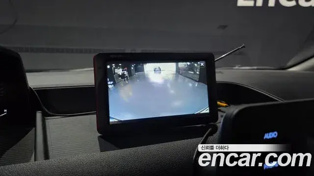 Hyundai Staria 2022 — Photo 29/32