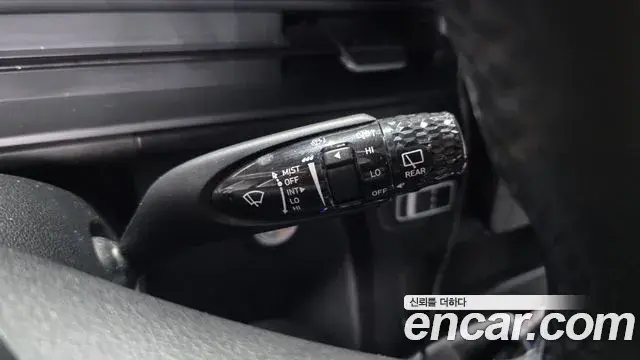Hyundai Staria 2022 — Photo 27/32