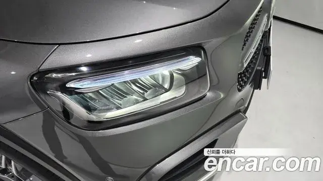 Mercedes-Benz GLB-Class 2025 — Şəkil 12/20