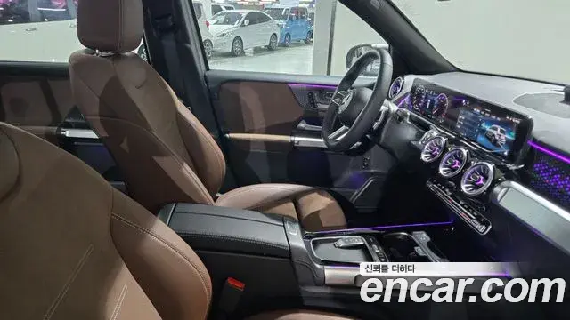 Mercedes-Benz GLB-Class 2025 — Şəkil 19/20