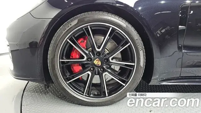 Porsche Panamera 2020 — Şəkil 25/34