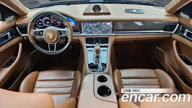 Porsche Panamera 2020 — Şəkil 21/34
