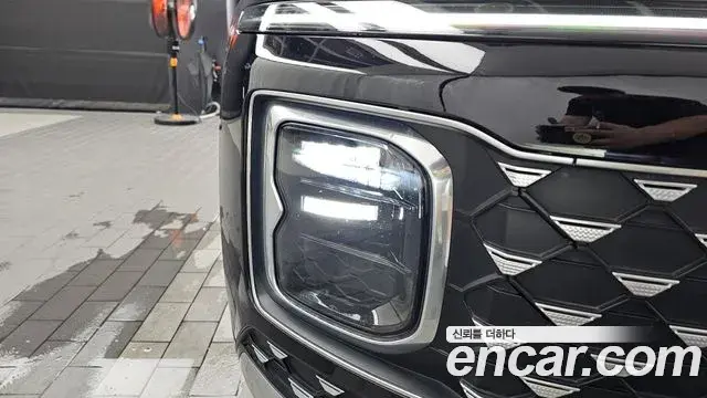 Hyundai Grandeur Hybrid 2023 — Photo 2/35
