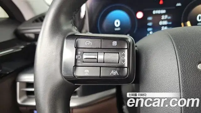 Hyundai Grandeur Hybrid 2023 — Photo 11/35