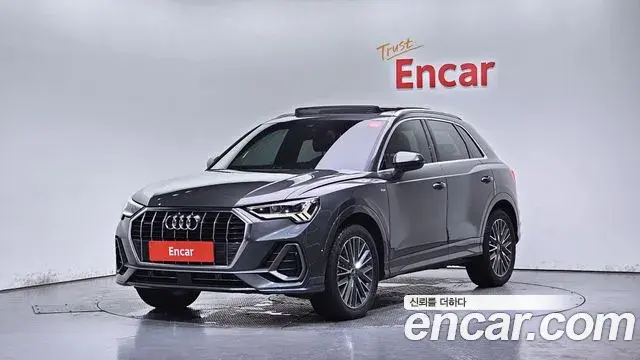 Audi Q3 2022 — Фото 1/20