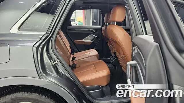 Audi Q3 2022 — Фото 12/20