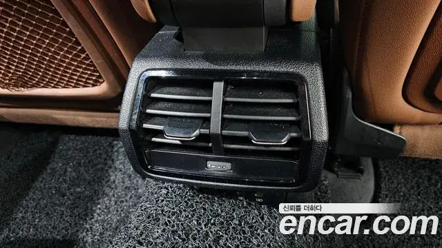 Audi Q3 2022 — ფოტო 17/30