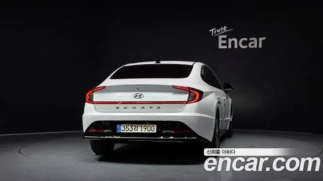 Hyundai Sonata Hybrid 2021 — ფოტო 9/20