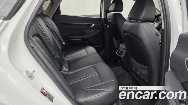Hyundai Sonata Hybrid 2021 — ფოტო 12/20