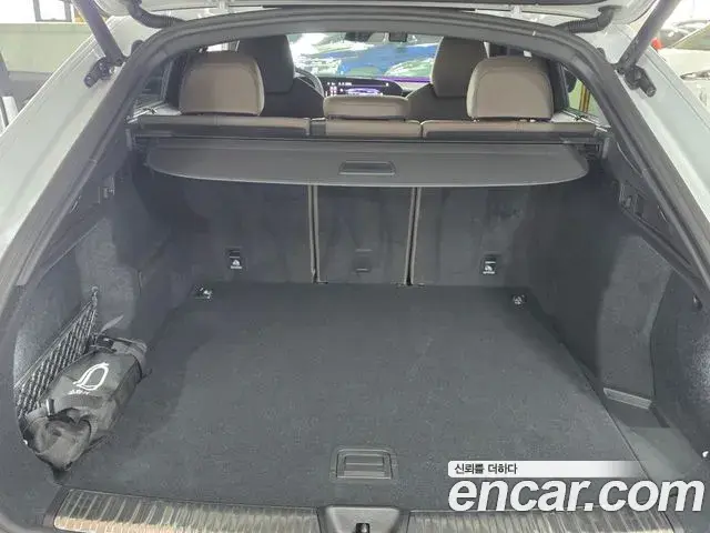 Audi Q5 2025 — Şəkil 14/17