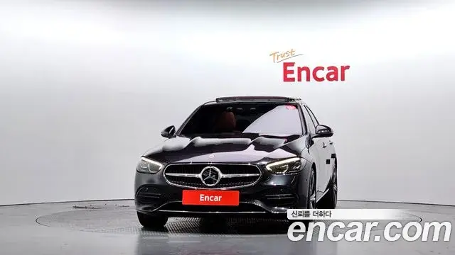 Mercedes-Benz C-Class 2023 — Фото 3/20