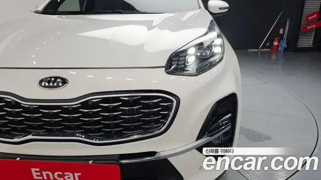 Kia Sportage The Bold 2020 — Şəkil 19/31