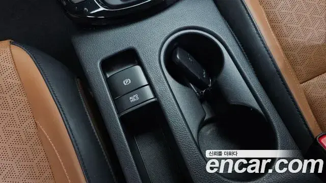 Kia Seltos 2022 — Şəkil 4/34