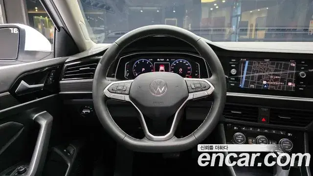 Volkswagen Jetta 2023 — Photo 7/20