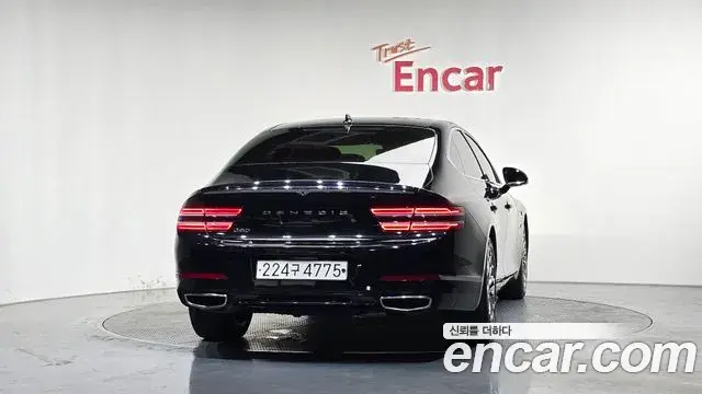 Genesis G80 2020 — ფოტო 30/30