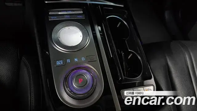 Genesis G80 2020 — ფოტო 28/30