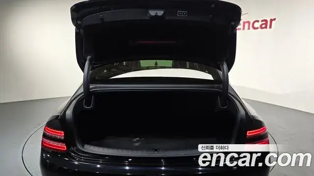 Genesis G80 2020 — ფოტო 29/30