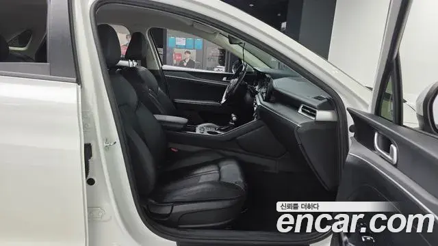 Kia K5 2021 — Photo 4/20