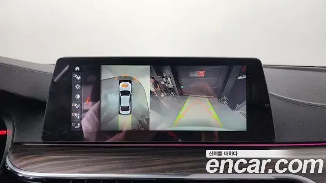 BMW 5 Series 2018 — ფოტო 17/20