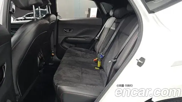 Hyundai Kona 2024 — Фото 12/20