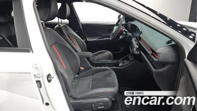 Hyundai Kona Hybrid 2024 — ფოტო 2/34