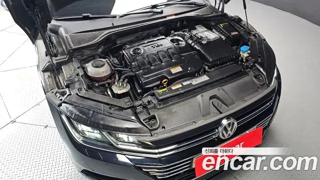 Volkswagen Arteon 2019 — Photo 13/20