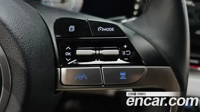 Hyundai The New Avante Hybrid 2022 — Photo 16/35